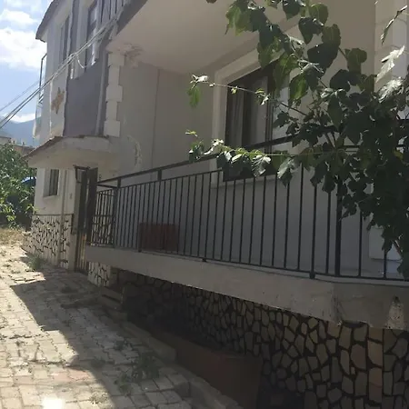 Dinlenebileceginiz Uygun Ev Daire *